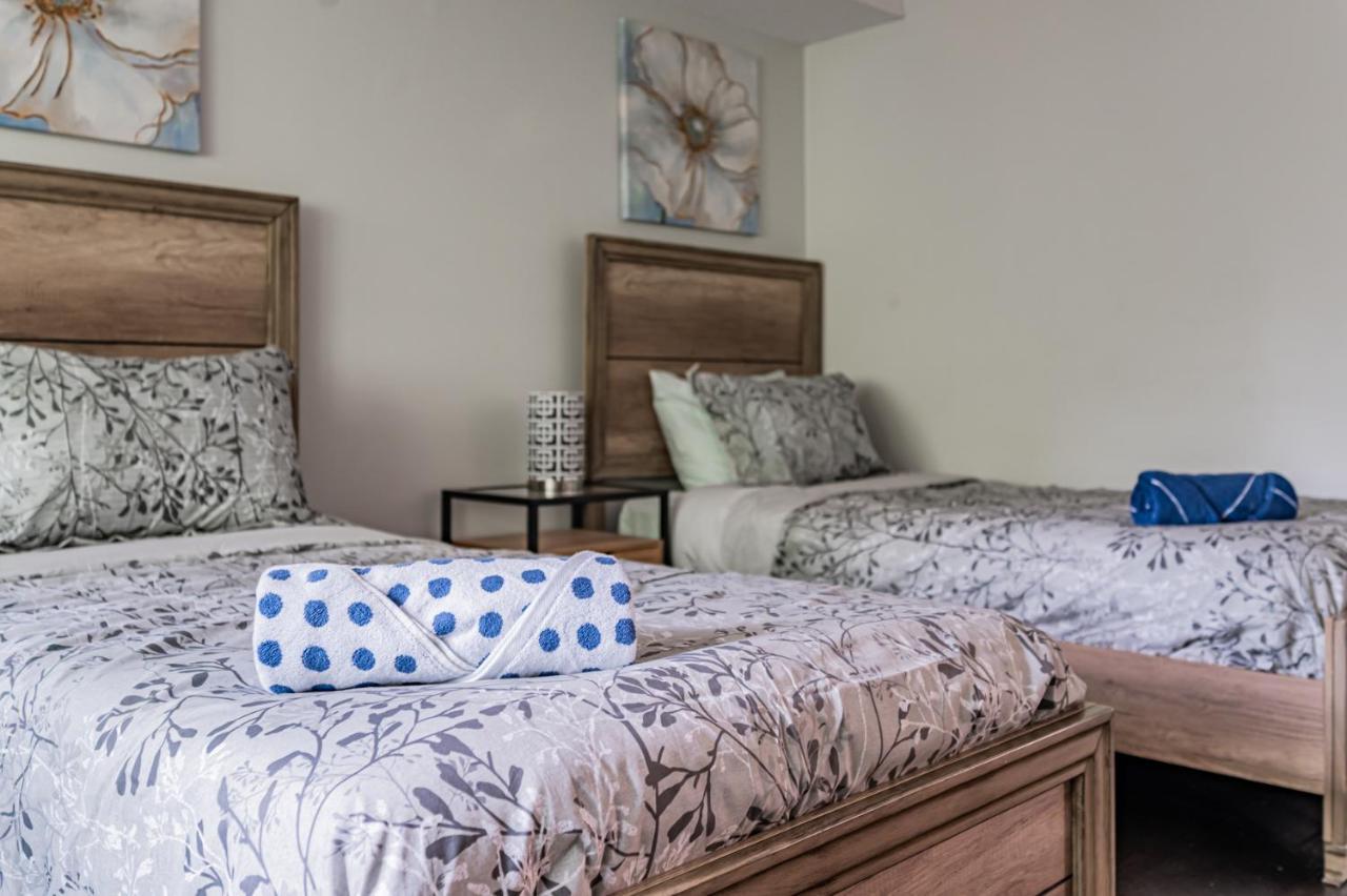 Beautiful Property In Downtown Core Close To Subway Station! Toronto Luaran gambar